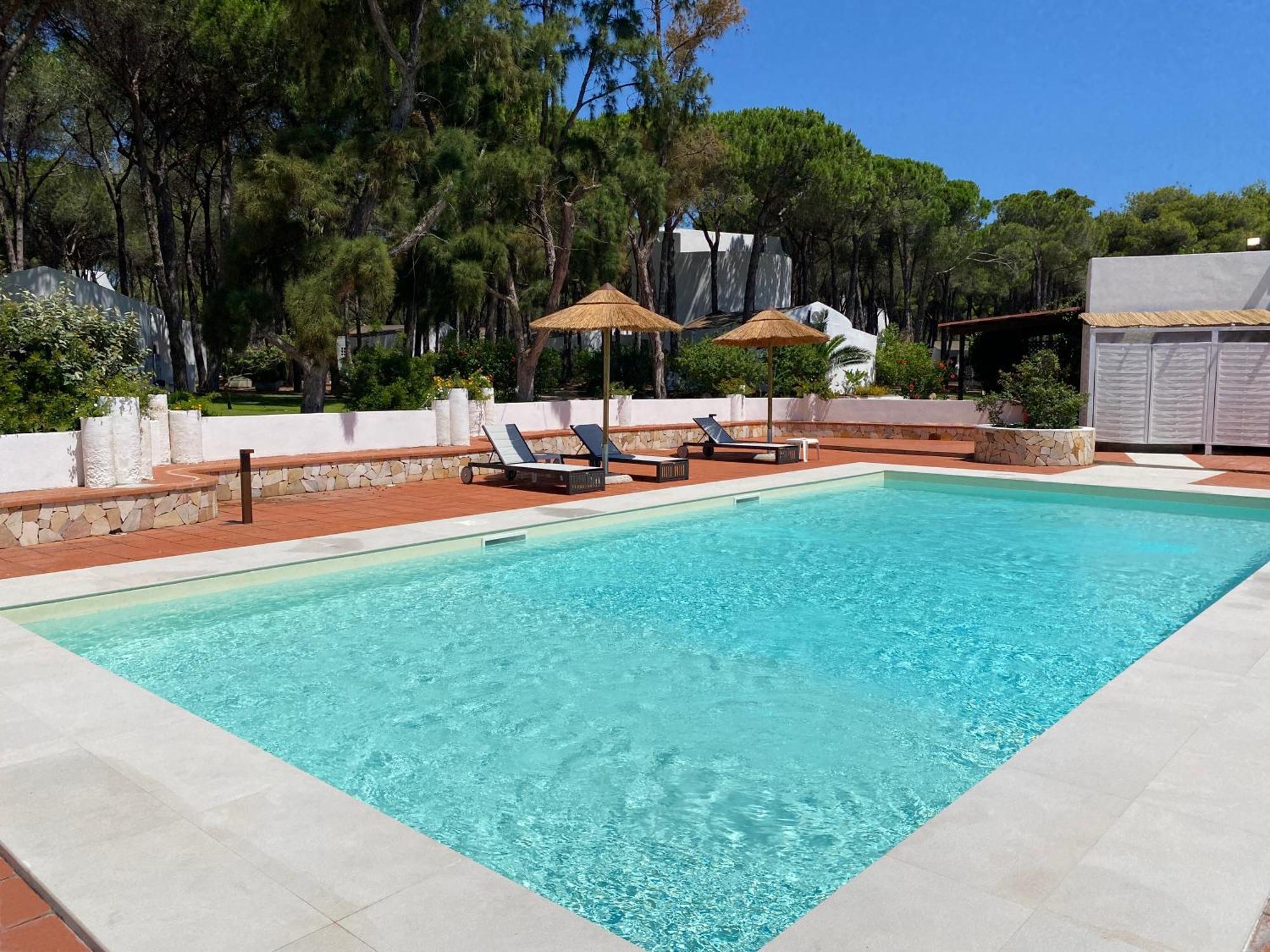 Hotel Mare Pineta Santa Margherita di Pula Exterior foto